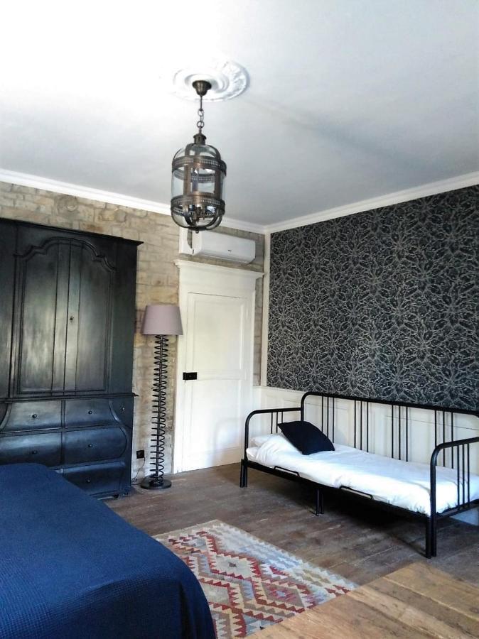 Manoir La Cerise Bed & Breakfast Fougerolles-Saint-Valbert ภายนอก รูปภาพ