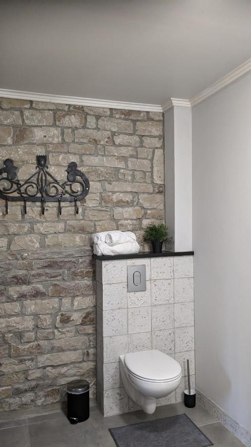 Manoir La Cerise Bed & Breakfast Fougerolles-Saint-Valbert ภายนอก รูปภาพ